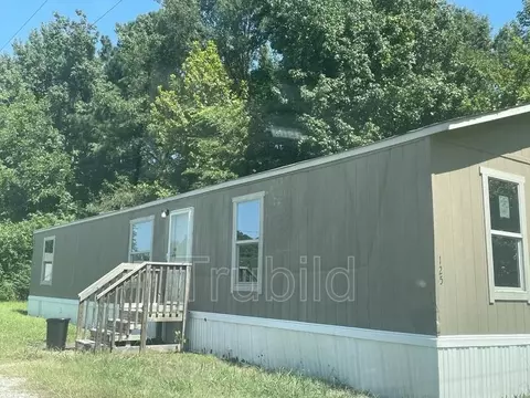 125 Lone Pine Ln, Tarboro, NC 27886