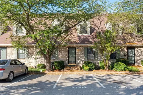 304 Deerpoint Dr, Hendersonville, TN 37075