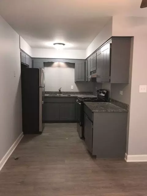 9700 Nottingham Ave #2D, Chicago Ridge, IL 60415