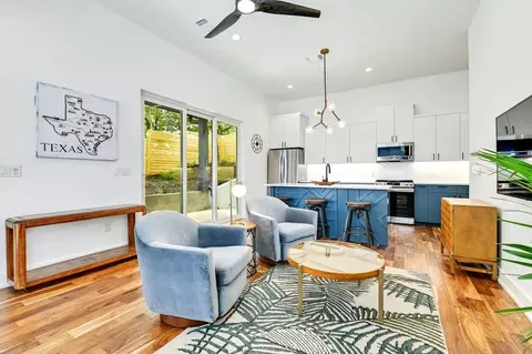 1407 Greenwood Ave #2, Austin, TX 78721