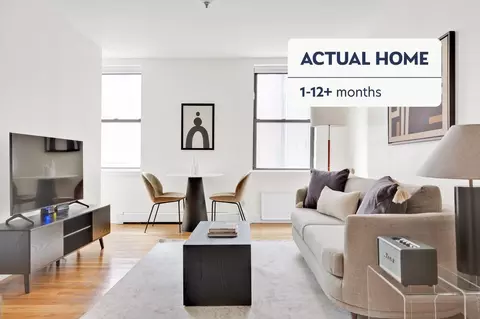 302 8th Ave #739, New York, NY 10001