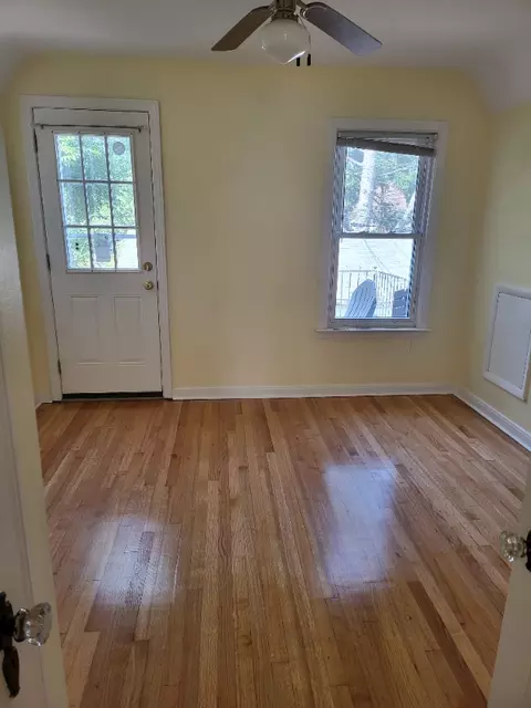 235 Jewell St, Ferndale, MI 48220