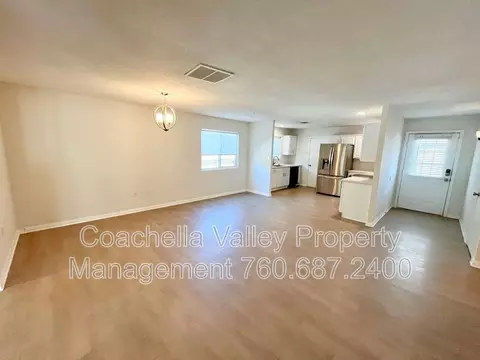 42925 Connecticut St, Palm Desert, CA 92211
