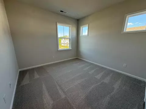 5739 Coulee Ln, Harrisburg, NC 28075