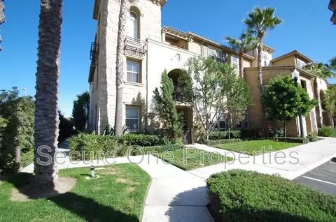 208 Riverdale Ct #715, Camarillo, CA 93012