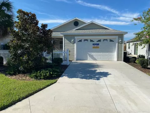 3102 Sabal Palm Ave, The Villages, FL 32163