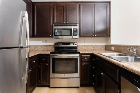 20415 Via Paviso, Cupertino, CA 95014