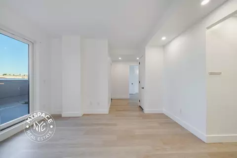1042 President St #7B, Brooklyn, NY 11225