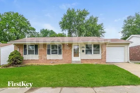 2152 Central Pkwy, Florissant, MO 63031