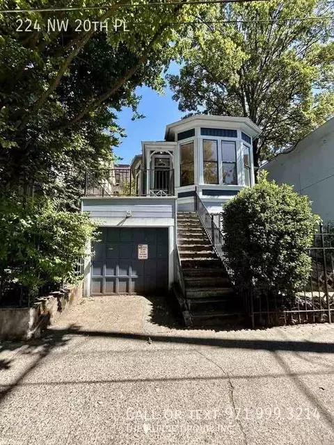 224 NW 20th Pl, Portland, OR 97209