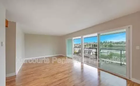 1142 Wheaton Way #107, Bremerton, WA 98310