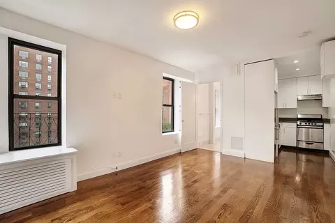 542 E 14th St #23, New York, NY 10009