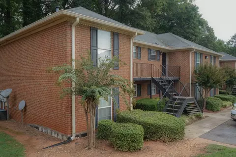 1688 Prince Ave #104, Athens, GA 30606