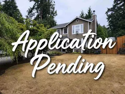 8491 Covina Loop NE, Bremerton, WA 98311