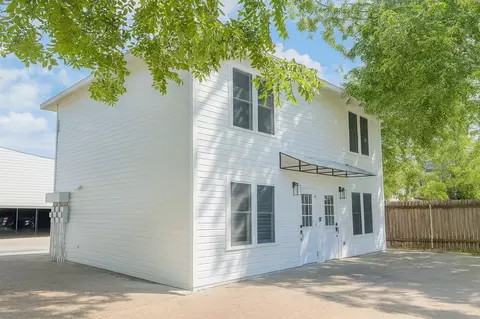 110 E 30th St, Austin, TX 78705