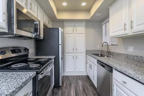 2 Via Amistosa, Rancho Santa Margarita, CA 92688