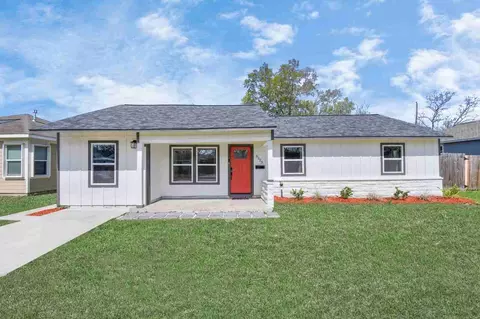 5123 Dewberry St, Houston, TX 77021