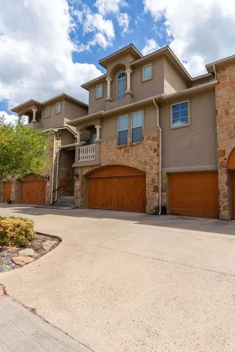 2645 Villa Di Lago #4, Grand Prairie, TX 75054