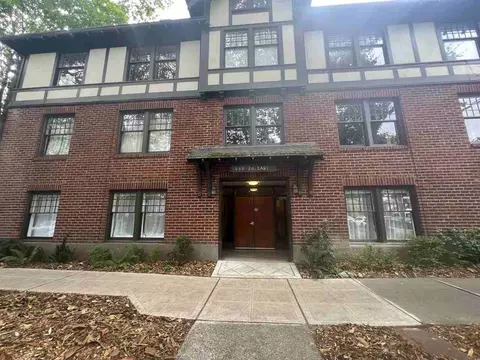 535 20th Ave E, Seattle, WA 98112