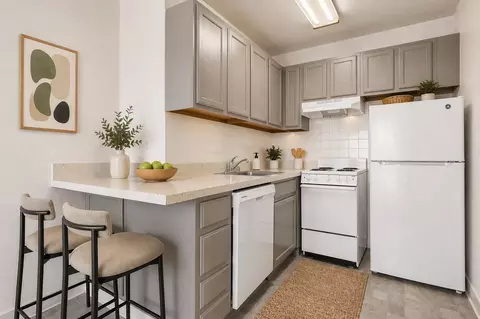 9310 Cherry Hill Rd, College Park, MD 20740 photo 18