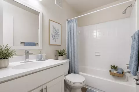 9310 Cherry Hill Rd, College Park, MD 20740 photo 9