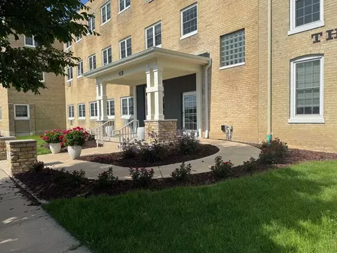 411 Wisconsin Dr, Jefferson, WI 53549