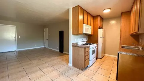 505 N Clementine St, Oceanside, CA 92054