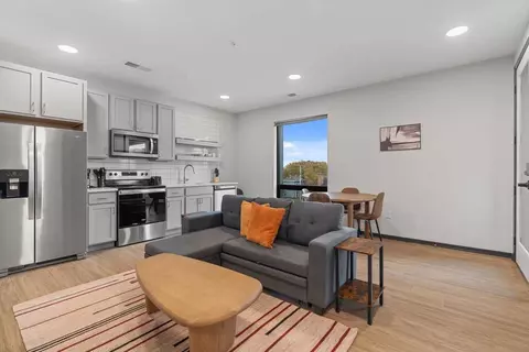 423 E Michigan St, Indianapolis, IN 46204