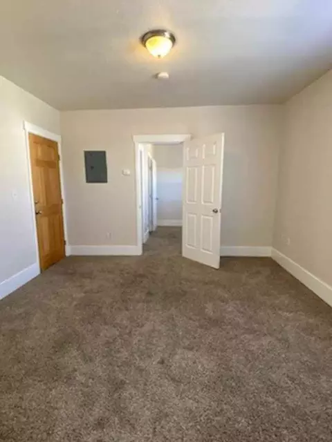211 N Delaware Ave, Wenatchee, WA 98801