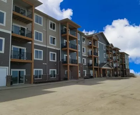 3600 S Grand Slam Ave, Sioux Falls, SD 57110