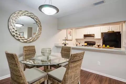 5970 35th St W, Bradenton, FL 34210 photo 2