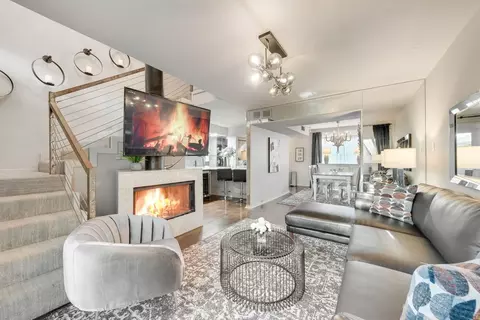 6011 Gaston Ave, Dallas, TX 75214