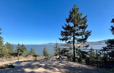 Running Y Home, Klamath Falls, OR 97601