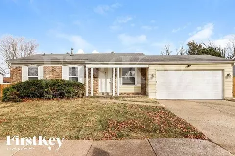 12864 Fox Haven Dr, Florissant, MO 63033