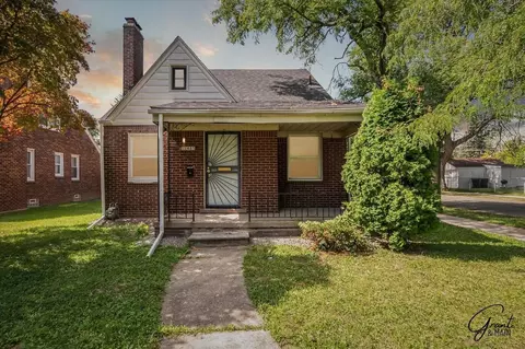 11465 Rossiter St, Detroit, MI 48224