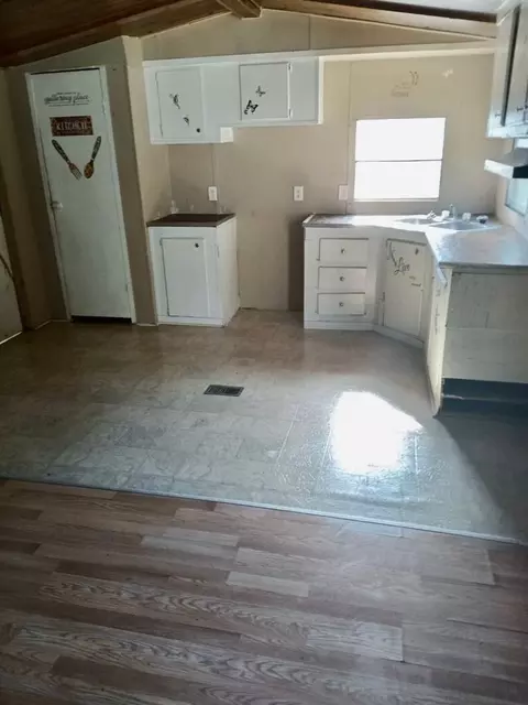 102 Holly Vista Ln, Spartanburg, SC 29301