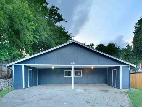 2706 Parker Ln, Austin, TX 78741