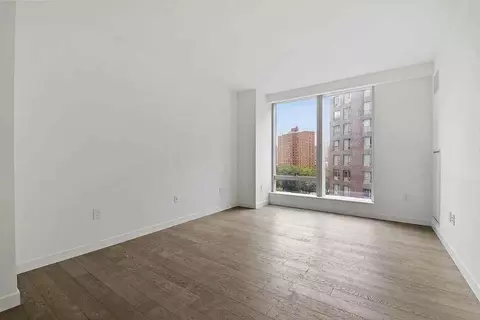 252 South St #9J, New York, NY 10002