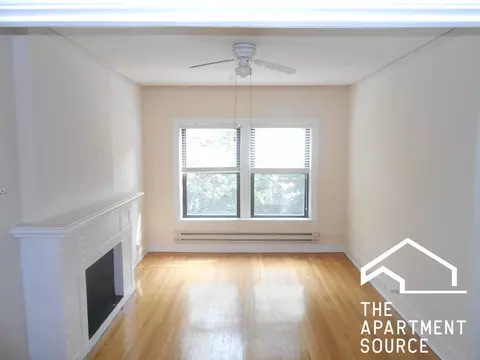 1031 Dempster St #W2, Evanston, IL 60201