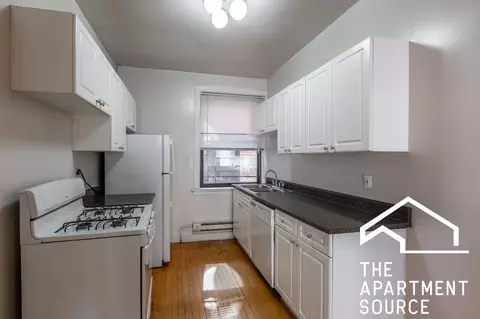 1315 Oak Ave #J1, Evanston, IL 60201