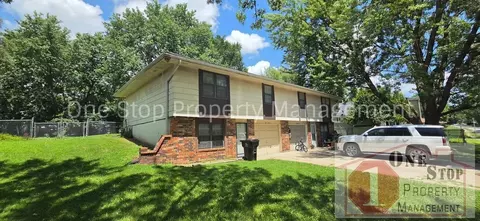 16618 E 3rd Ter N, Independence, MO 64056