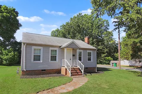 4521 Hovis Rd, Charlotte, NC 28208