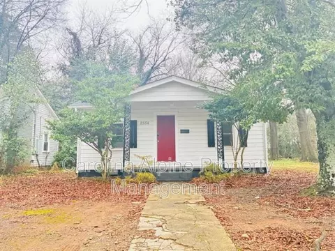 2554 Hemphill St, Charlotte, NC 28208