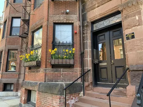 48 Hereford St #5, Boston, MA 02115