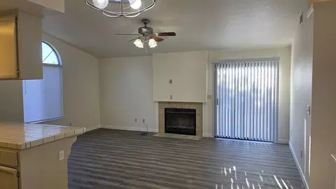 376 Marna Dr, Vacaville, CA 95687 photo 3