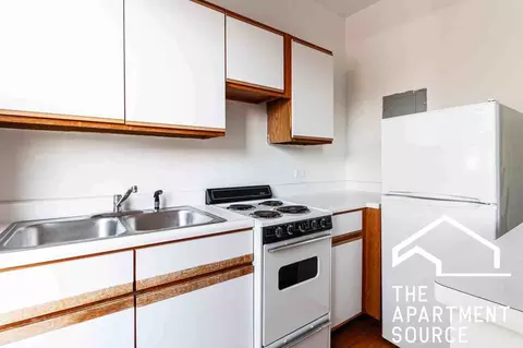 635 W Barry Ave #408, Chicago, IL 60657