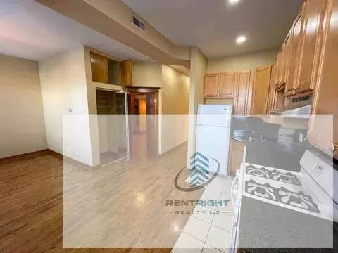 1357 N Ashland Ave #2C, Chicago, IL 60622