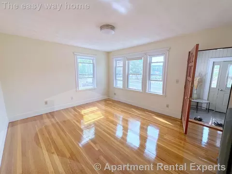 257 Powder House Blvd #1, Somerville, MA 02144