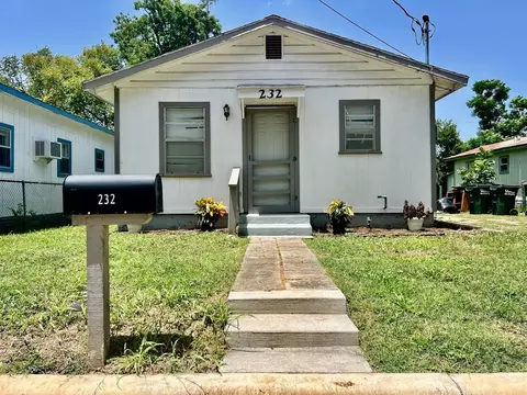 232 Comacho St, San Marcos, TX 78666