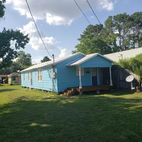 914 Landry St, Breaux Bridge, LA 70517
